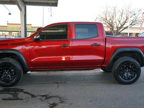 Used 2025 Chevrolet Colorado Trail Boss AWD/4WD image 6