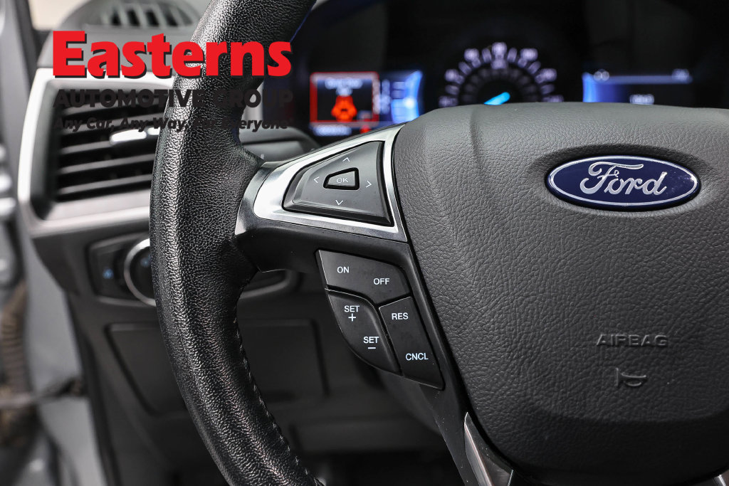 Used 2024 Ford Edge SEL AWD/4WD image 15