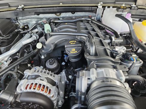 New 2025 Jeep Wrangler Sport S image 23