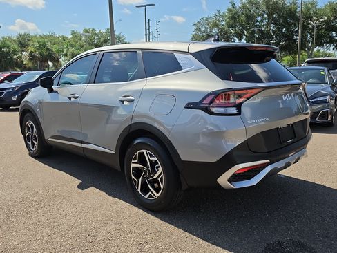 Certified 2025 Kia Sportage LX FWD image 6