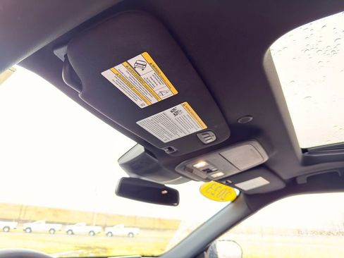 Used 2023 Ford Explorer Platinum w/ Technology Package image 35