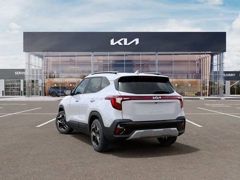 New 2026 Kia Seltos EX FWD image 4