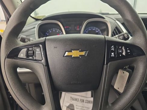 Used 2017 Chevrolet Equinox LS FWD image 27