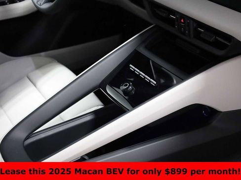 Certified 2025 Porsche Macan Electric image 21