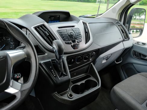 Used 2018 Ford Transit 350 XLT RWD image 21