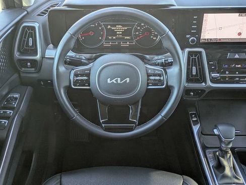 Used 2023 Kia Sorento S w/ Panoramic Sunroof Package image 20