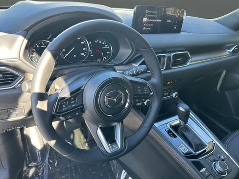New 2025 MAZDA CX-5 Signature image 11