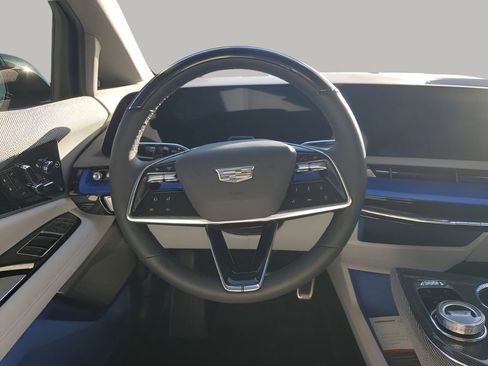 New 2026 Cadillac Optiq Sport 1 image 24