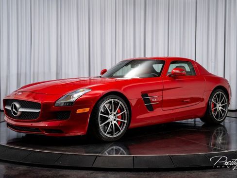 Used 2012 Mercedes-Benz SLS AMG AMG image 9