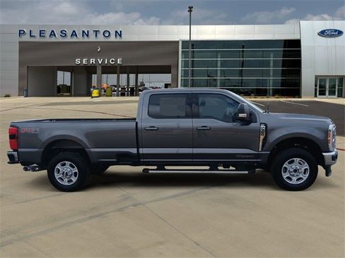 New 2026 Ford F350 XLT w/ XLT Premium Package image 6