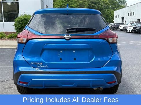 Certified 2025 Nissan Kicks Play S FWD image 7