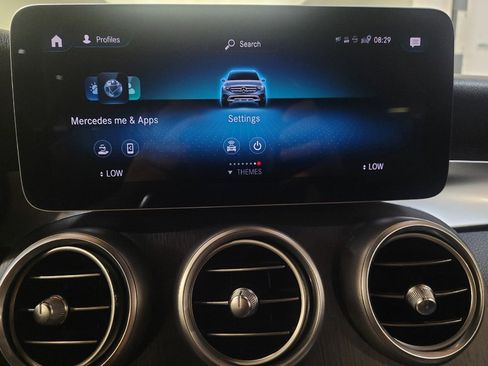 Used 2020 Mercedes-Benz GLC 300 4MATIC image 25