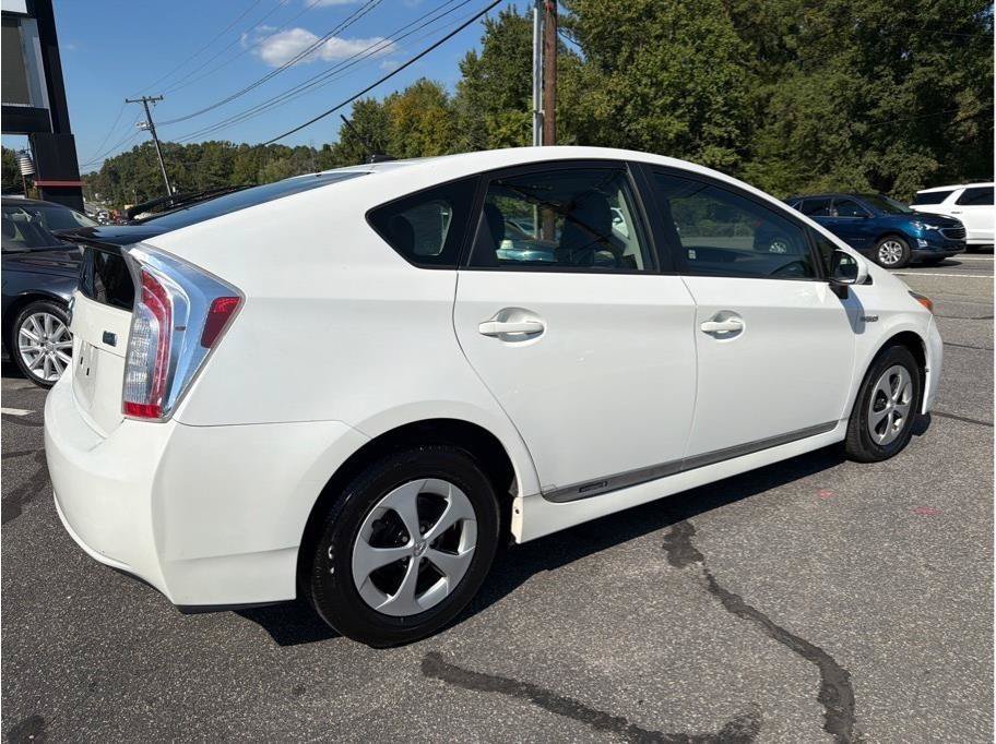 Used 2014 Toyota Prius Four FWD image 6