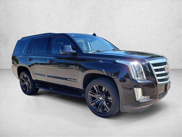 Used 2019 Cadillac Escalade Luxury AWD/4WD image 3