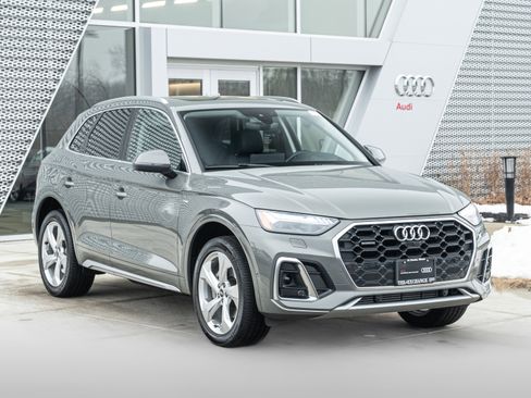 Certified 2023 Audi Q5 2.0T Prestige w/ Prestige Package image 2