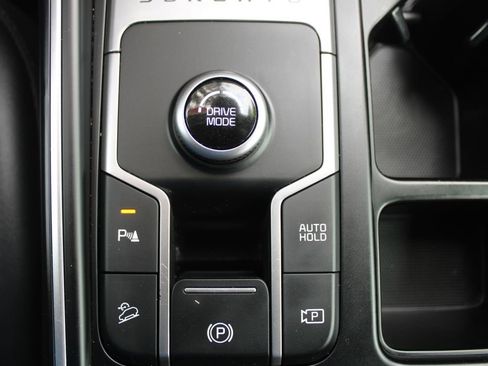 Certified 2023 Kia Sorento EX image 40