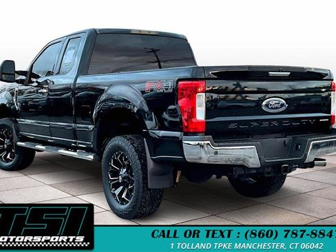 Used 2017 Ford F250 XLT w/ XLT Premium Package image 12