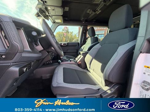 New 2025 Ford Bronco 4-Door w/ Sasquatch Package image 17