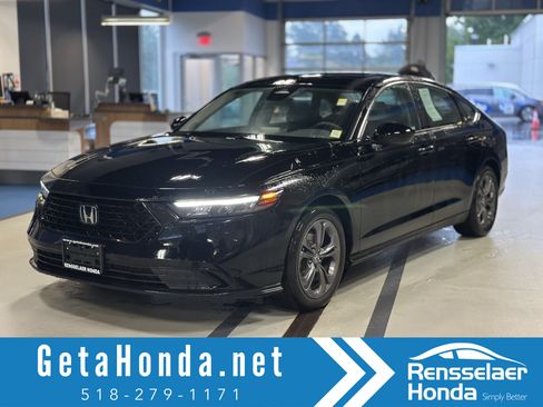 Used 2023 Honda Accord EX image 1