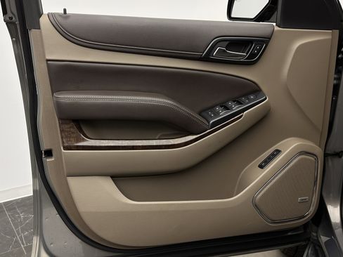 Used 2018 Chevrolet Tahoe LT image 10