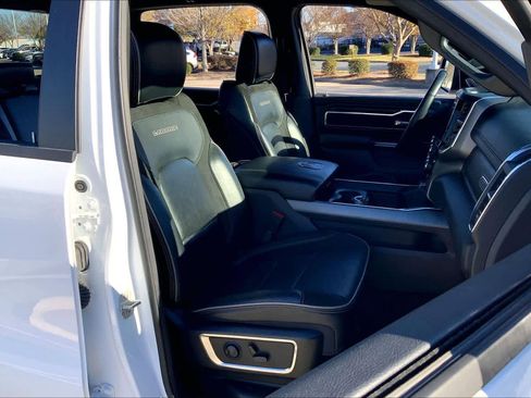 Used 2024 RAM 1500 Laramie image 8