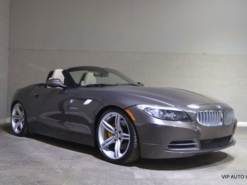 Used 2010 BMW Z4 sDrive35i image 25