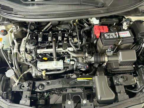 Used 2024 Nissan Versa SV FWD image 30