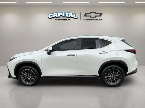 Used 2024 Lexus NX 250 FWD w/ Premium Package image 2