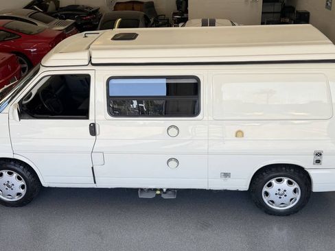 Used 1997 Volkswagen Eurovan Camper FWD image 17