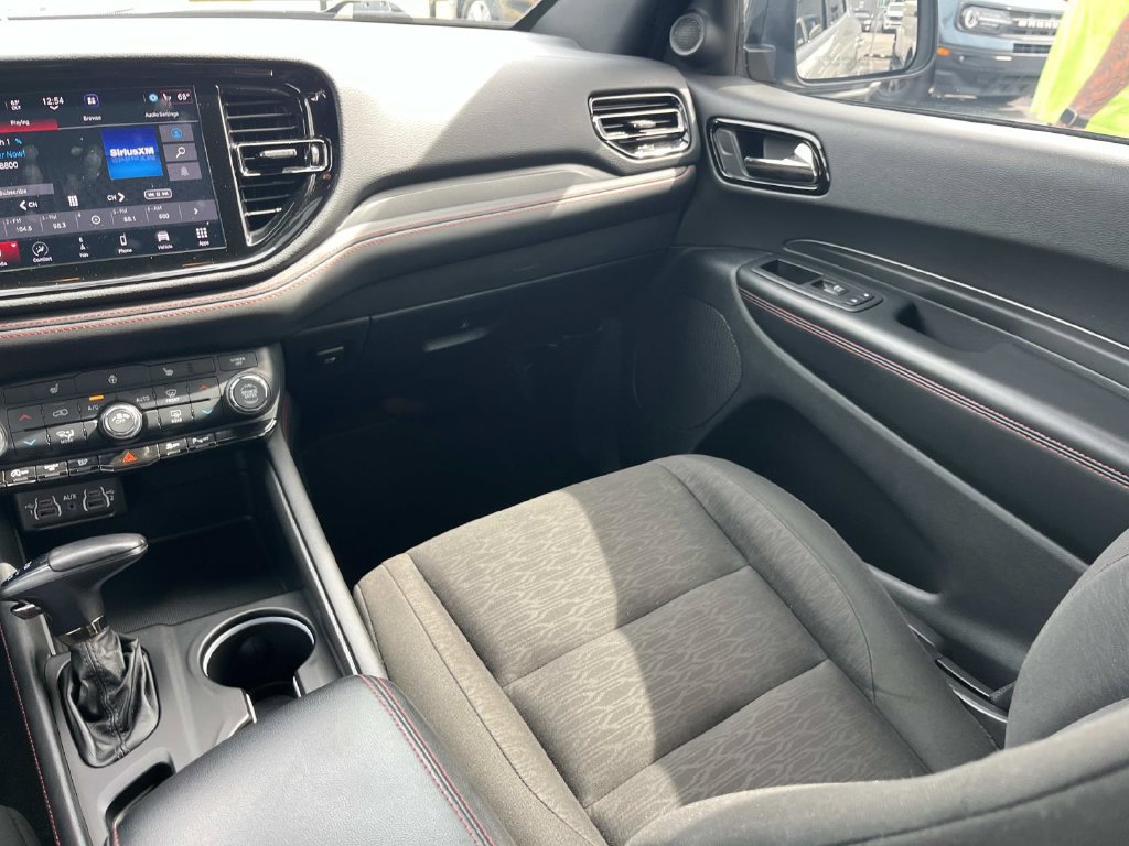 Used 2025 Dodge Durango GT AWD/4WD image 18