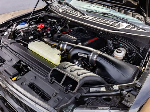 Used 2019 Ford F150 Raptor w/ Equipment Group 802A Luxury image 39