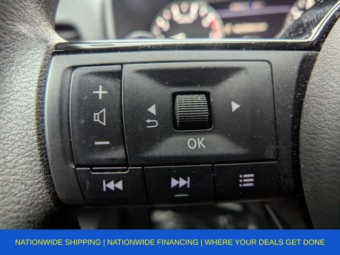 Used 2021 Nissan Rogue SV image 30