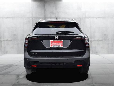 New 2026 Nissan Kicks SV image 6