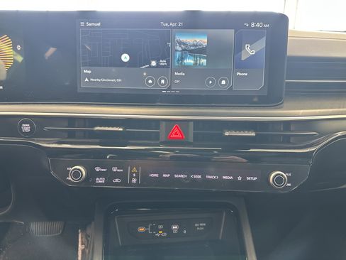 Used 2025 Kia K5 GT-Line w/ GT-Line Premium Package image 3