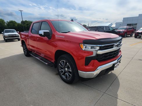 Used 2022 Chevrolet Silverado 1500 LT w/ All Star Edition Plus AWD/4WD image 3