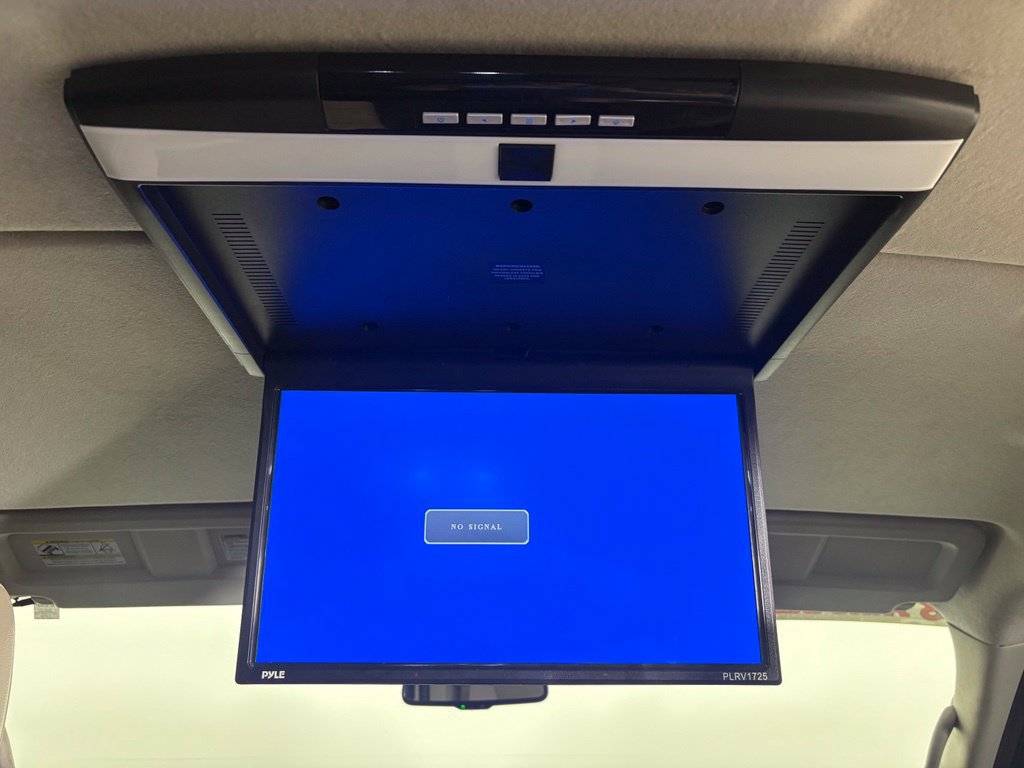 Used 2018 Nissan NV 3500 SL RWD image 45