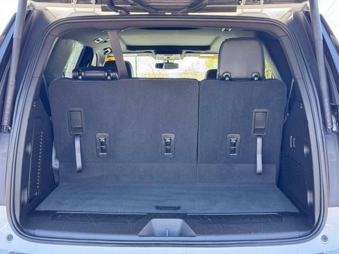 Used 2021 GMC Yukon SLT AWD/4WD image 8