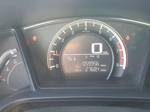 Used 2018 Honda Civic Sport image 16