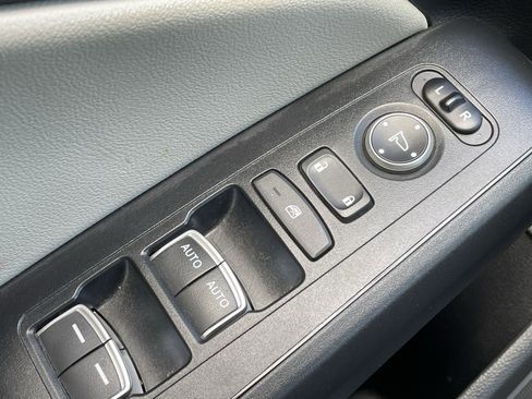 Used 2023 Honda Civic EX-L image 22