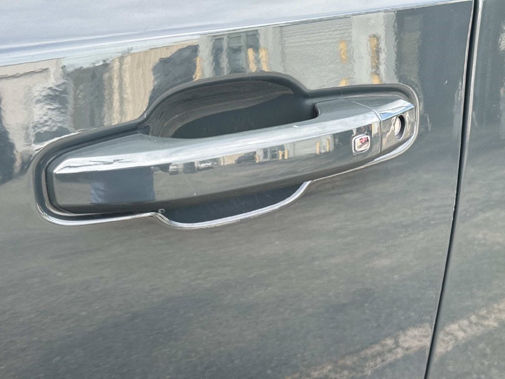 Used 2025 Chevrolet Silverado 1500 LT RWD image 7