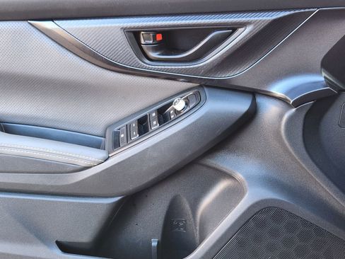 Used 2022 Subaru Crosstrek 2.5i Sport w/ Moonroof Package image 28