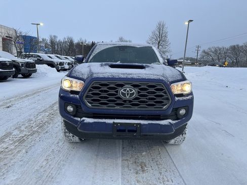 Used 2023 Toyota Tacoma TRD Sport image 8