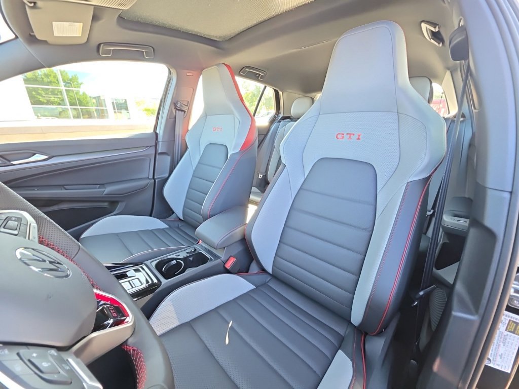 New 2026 Volkswagen GTI SE FWD image 12