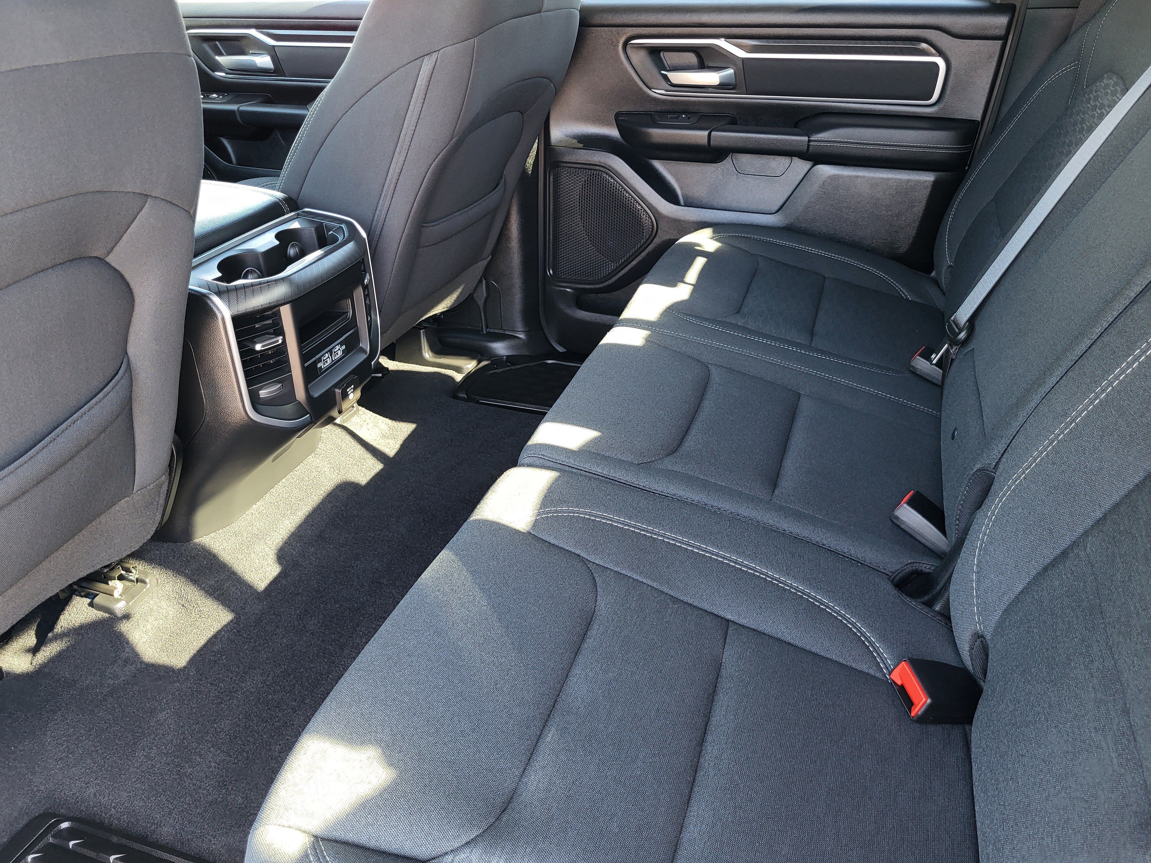 Used 2025 RAM 1500 Big Horn AWD/4WD image 29