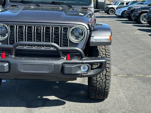 New 2026 Jeep Gladiator Rubicon AWD/4WD image 11