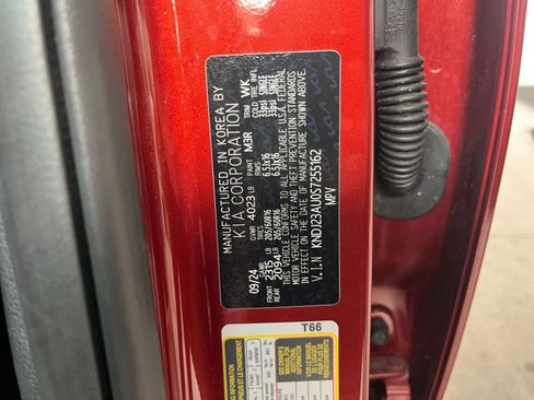 Used 2025 Kia Soul LX w/ LX Technology Package image 29