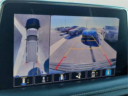 Used 2021 Chevrolet Suburban Premier w/ Texas Edition image 18