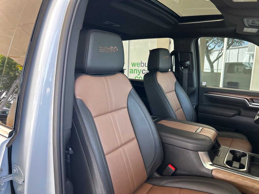 Used 2026 Chevrolet Silverado 3500 High Country w/ Technology Package AWD/4WD image 32