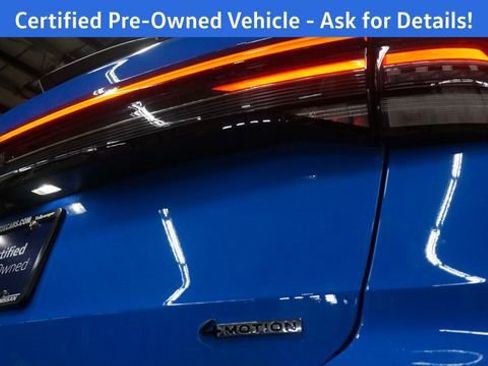 Certified 2025 Volkswagen Taos SE image 48