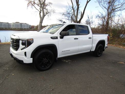 Used 2024 GMC Sierra 1500 Pro w/ Graphite Edition image 44